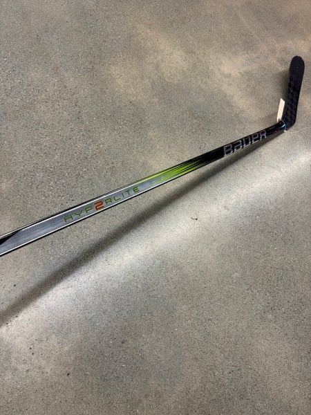 Senior Bauer Vapor Hyperlite 2 Hockey Stick Left Hand P92 70 Flex (Used)