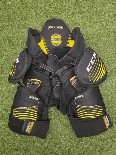 CCM Supertacks Inline Girdle | Senior Small