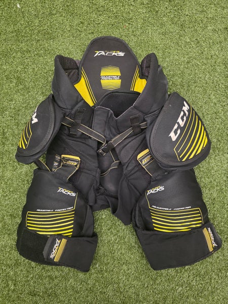 CCM Supertacks Inline Girdle | Senior Small