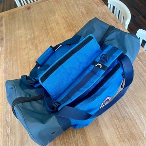 Jones Golf Weekender 55L Duffle Bag w/ Scott Stallings Kids Play Free Patch