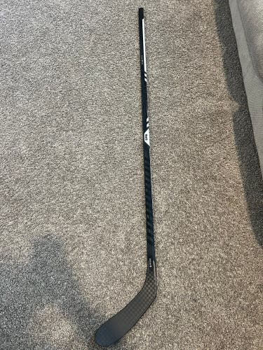 Senior Warrior Covert QR6T Right Handed Hockey Stick P28 75 Flex (New)