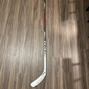 Intermediate CCM JetSpeed Right Handed Hockey Stick P30 55 Flex (Used)
