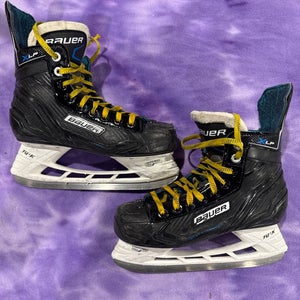 Bauer XLP Hockey Skates | Intermediate 5 (Used)