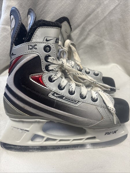 Junior Size 4 Bauer Vapor IX Ice Hockey Skates