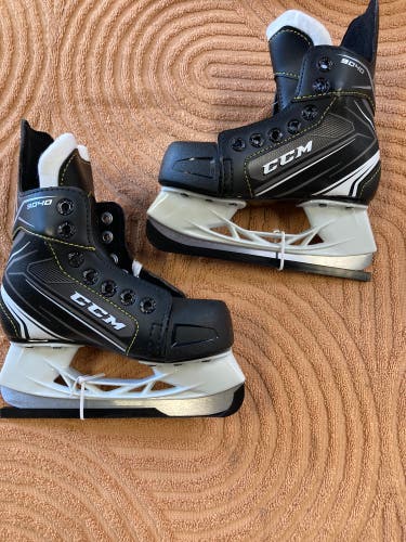 Youth CCM Tacks 9040 Hockey Skates Regular Width 11 (New)