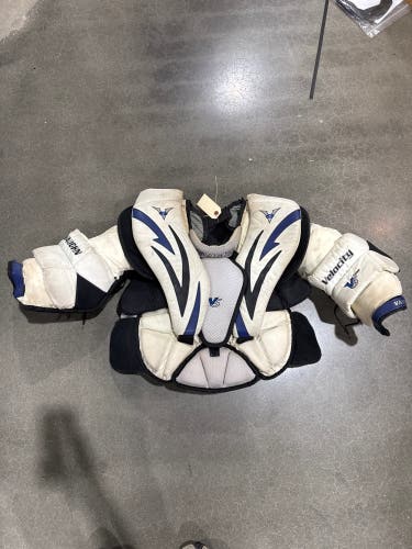 Senior Small Vaughn Velocity V5 Goalie Chest Protector (Used)