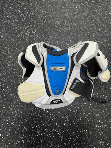 Used CCM FIT 09 LE Junior Shoulder Pads MD 11849-S000033678
