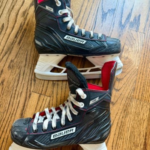 2018 Bauer Ns Hockey Skates Regular Width Size 3 (Used)