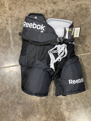 Black Junior Medium Reebok 7k Hockey Pants (Used)