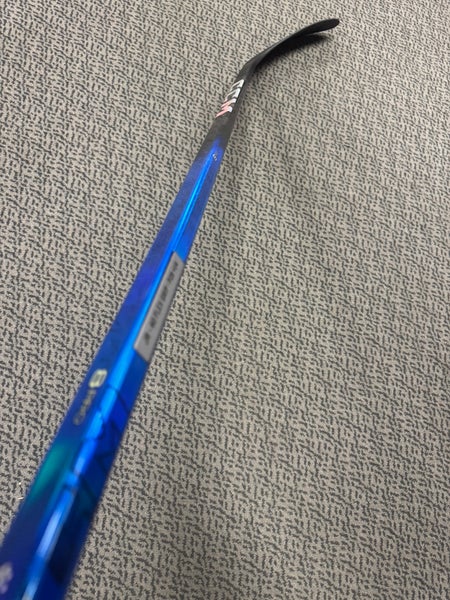 Junior Blue CCM JetSpeed FT8 Pro Left Hand Hockey Stick P28+1/4 40 Flex (New)