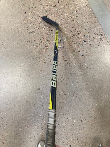 Junior Bauer Supreme S180 Hockey Stick Left Hand PM9 52 Flex (Used)