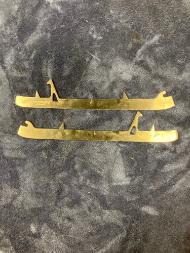 True Shift Holders, Runners, & Replacement Steel Blades (Used)