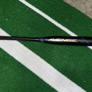 2022 AXE Avenge Pro Composite Bat (-11) 19 oz 30" (Used)