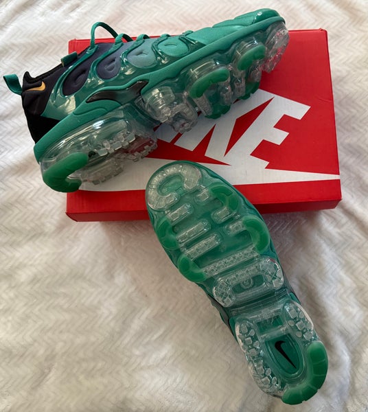 Size M 12.0 (W 13.0) Nike (Used)