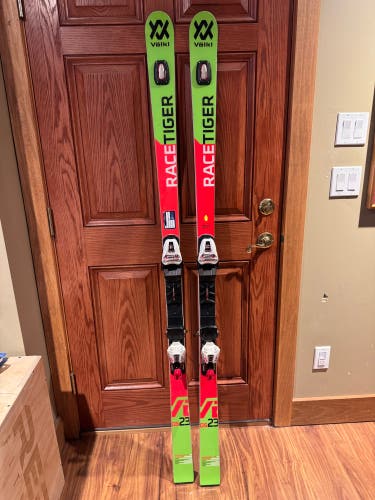 Volkl Racetiger GS 178 cm Racing Skis With Bindings Max Din 12 (Used)