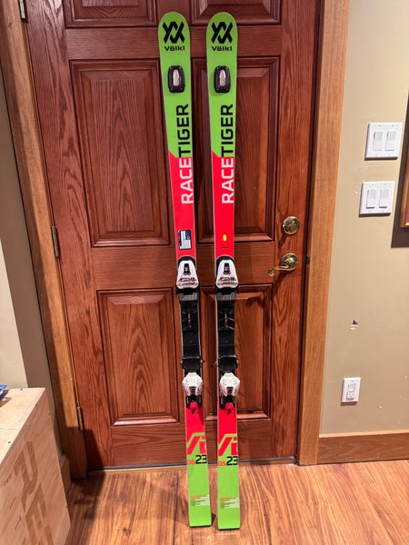 Volkl Racetiger GS 178 cm Racing Skis With Bindings Max Din 12 (Used)