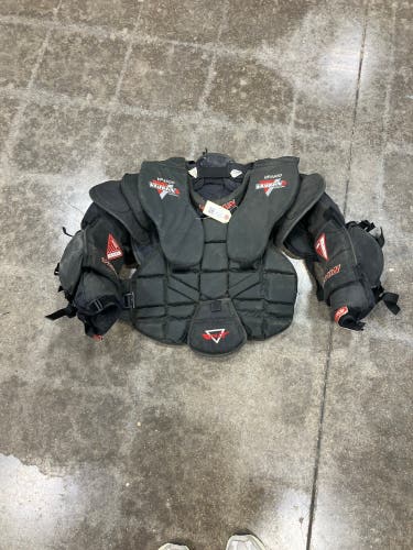 Senior Medium Vaughn Vision 3500 Goalie Chest Protector (Used)