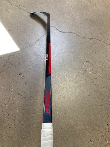 Intermediate Bauer Vapor 3X Pro Hockey Stick Right Handed P92 65 Flex (Used)
