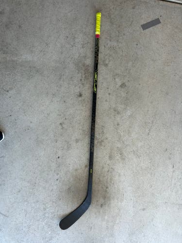 Senior Sher-Wood Rekker Legend 1 Right Handed Hockey Stick P92 85 Flex (Used)