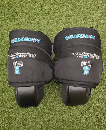 Vaughn VE8 Knee Pads | SR