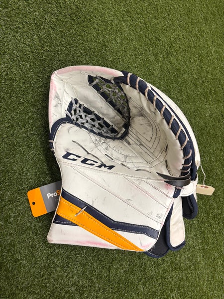 CCM Extreme Flex III Goalie Glove | Senior  Regular | Pro Stock Rinne