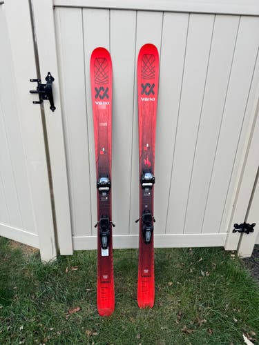 Volkl Mantra M6 170 cm All Mountain Skis With Bindings (Used)