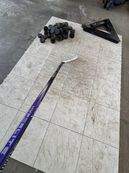 Junior Bauer Vapor Hyperlite 2 Hockey Stick P28 40 Flex Pro Stock (Used)