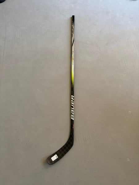 New 77 Flex P90TM Senior Bauer Vapor Hyperlite 2 Right Handed Hockey Stick