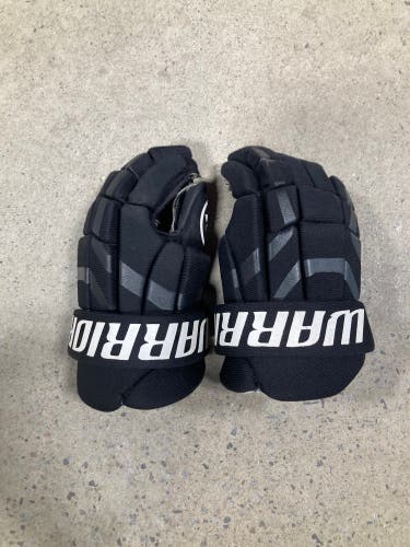 11" Warrior Covert DT4 Gloves