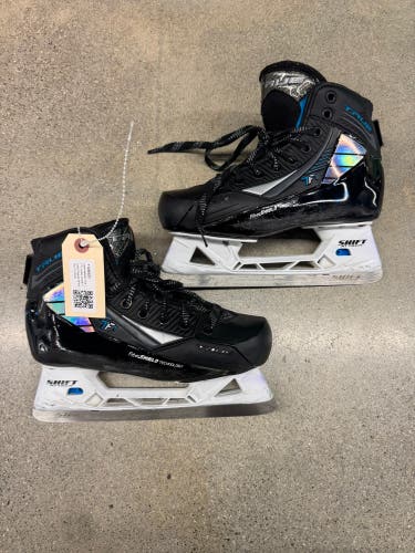 Intermediate True TF7 Hockey Goalie Skates Regular Width Size 5 (Used)