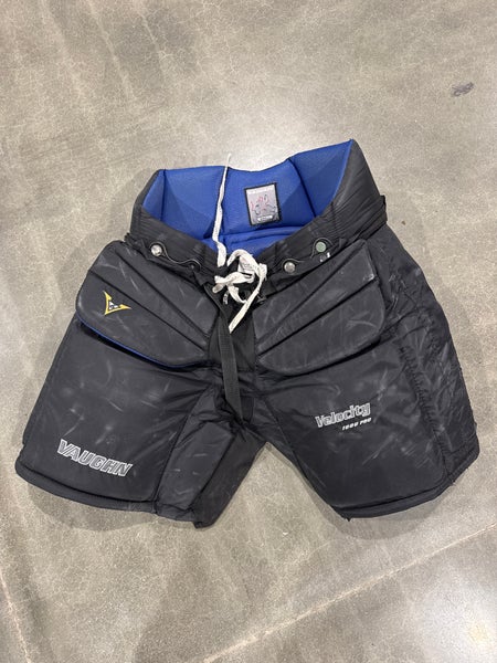 Black Senior Small Vaughn Velocity 1000 Pro Hockey Goalie Pants (Used)