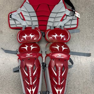 Adult Mizuno Samurai Catcher's Set (Used)