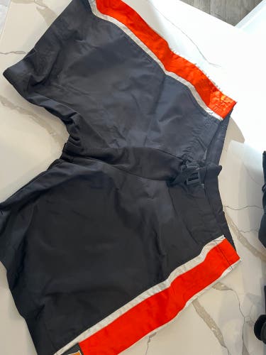 Black Small Pant Shell (Used)