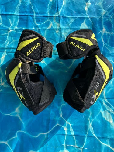 Junior Small Warrior Alpha LX 40 Elbow Pads (Used)