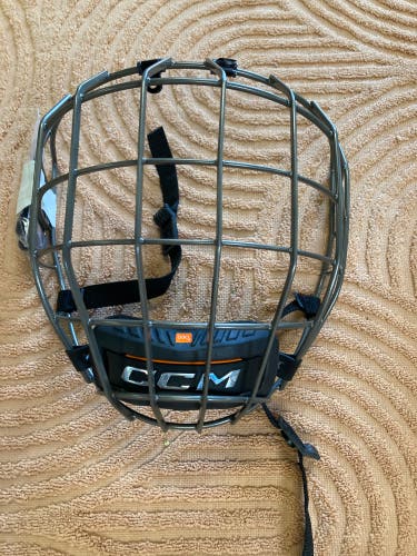 Large CCM FM780 Cages, Visors & Shields Full Cage (New)