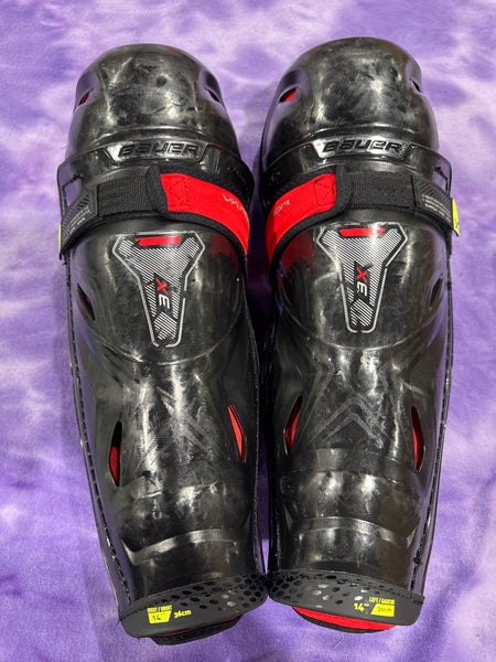 Intermediate Bauer Vapor 3X Shin Pads 14" (Used)