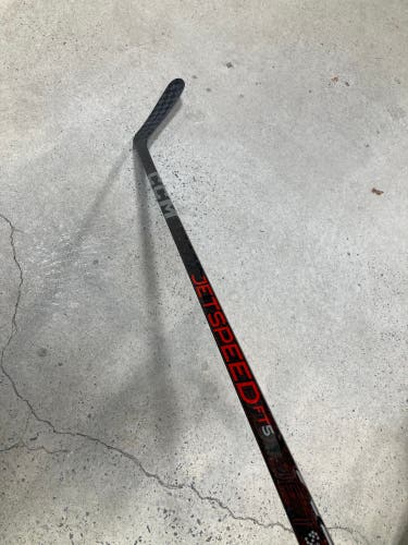 Intermediate CCM JetSpeed FT5 Hockey Stick | RH P90TM