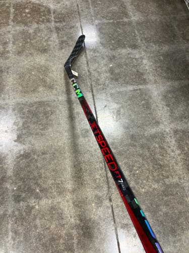 Intermediate CCM JetSpeed FT7 Pro Hockey Stick Right Handed 55 Flex (Used)