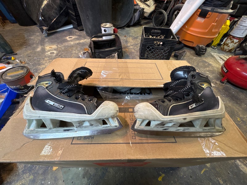 2008 Bauer Supreme One55 Hockey Goalie Skates Regular Width 13 (Used)