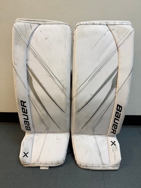 White 30" Intermediate Bauer Vapor X5 Pro Goalie Leg Pads (Used)