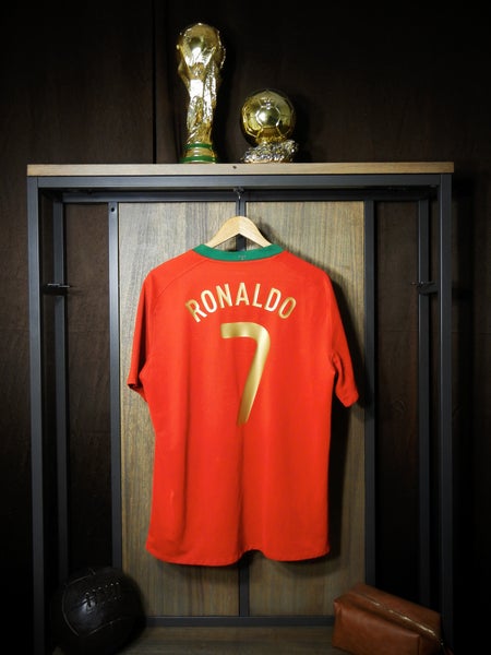 Portugal 2008/2010 Home Jersey Ronaldo #7 Large Red Nike Shirt (MPN: 265759-611)