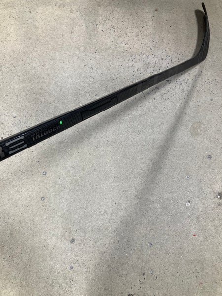Senior CCM Ribcor Trigger 6 Hockey Stick | RH P90TM