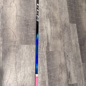 Intermediate CCM JetSpeed FT8 Pro Right Handed Hockey Stick P29+1/4 65 Flex (Used)