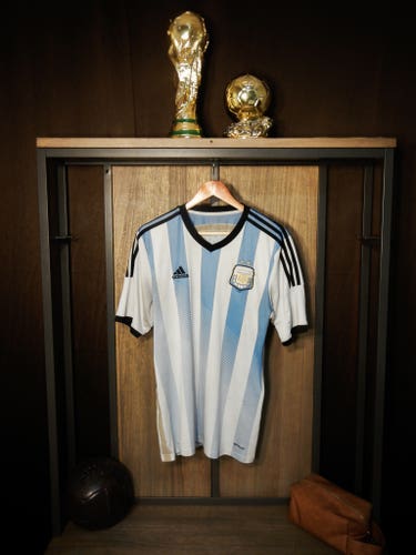 Argentina 2014 Home Jersey (World Cup Edition) Size L Adidas Shirt (MPN: D87311)