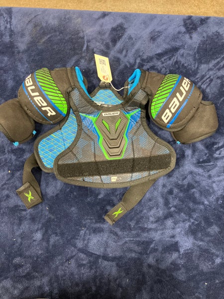 Large Youth Bauer bauer x Shoulder Pads (Used)