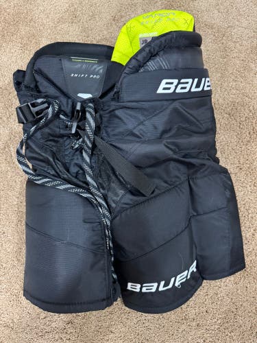 Junior Medium Bauer Bauer x Hockey Pants (Used)