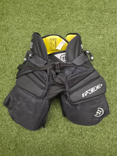 Black Intermediate Medium Warrior Ritual x3 E+ Hockey Goalie Pants