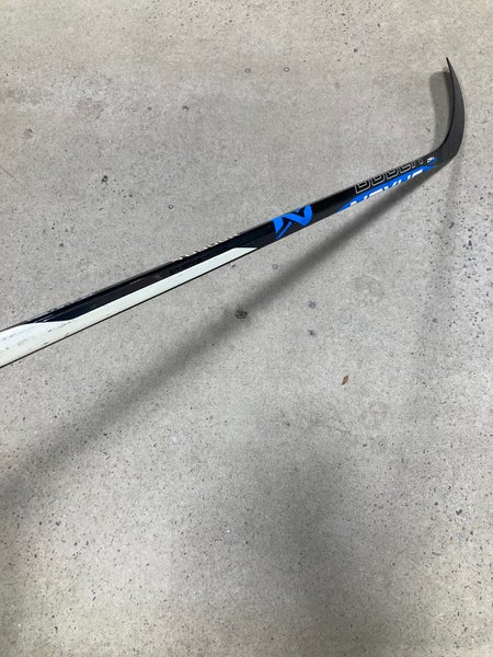 Senior Bauer Nexus E3 Hockey Stick | RH P88