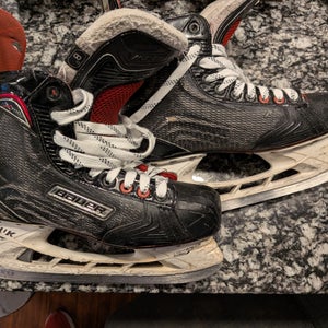 Bauer Vapor X700 Hockey Skates Regular Width 8 (Used)