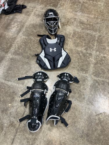Youth Under Armour Catcher's Set (Used)